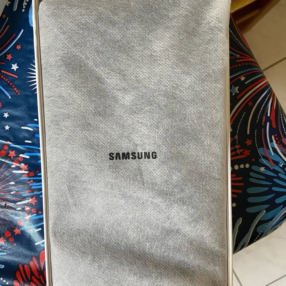 Samsung galaxy Tab A - Picture 6 of 8